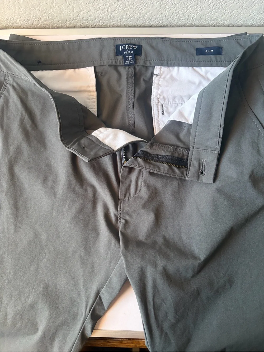 J. Crew Slim Stretch Chino Pants in Olive